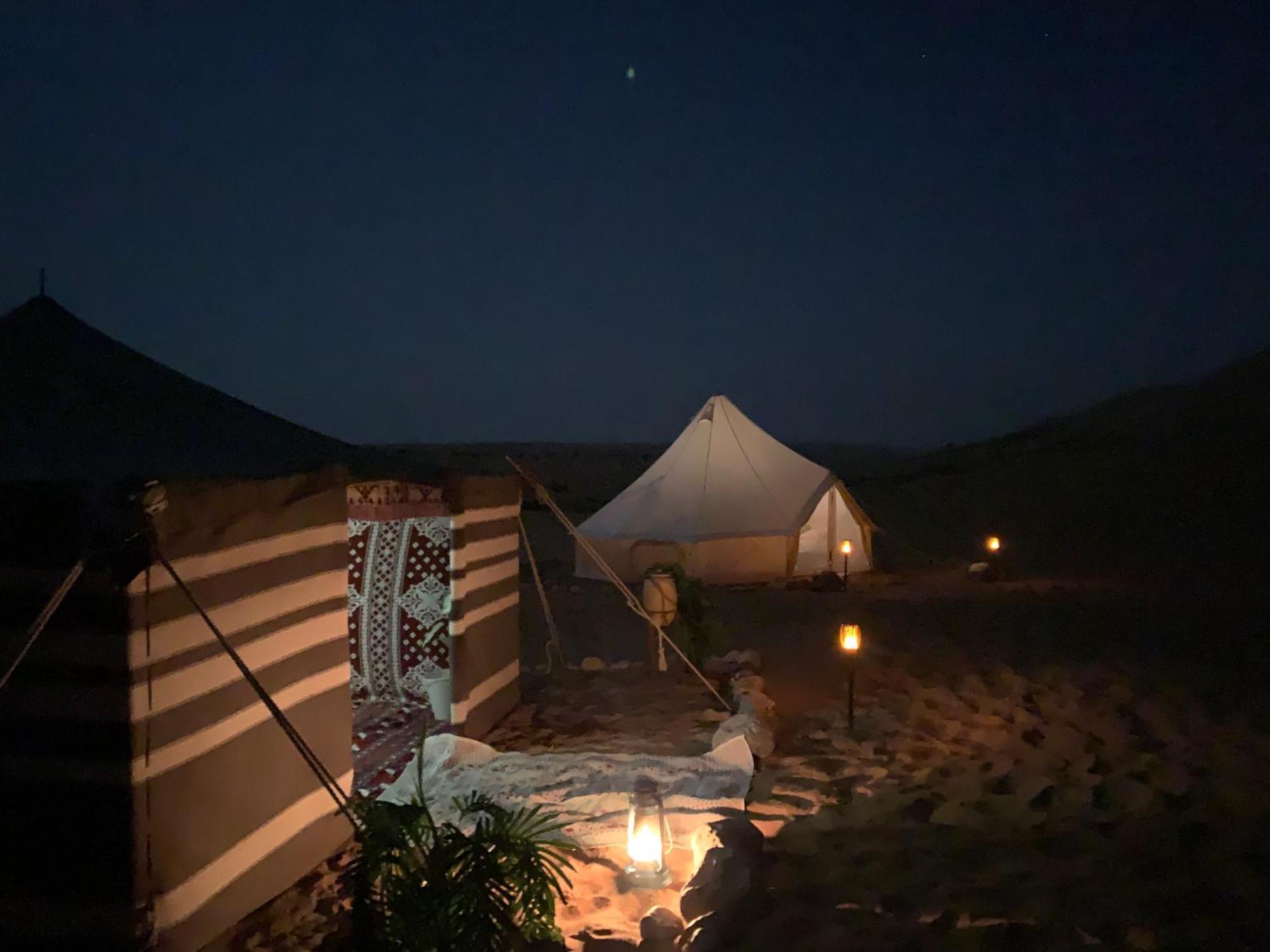 Luxe tent Thousand Stars Desert Camp 5*