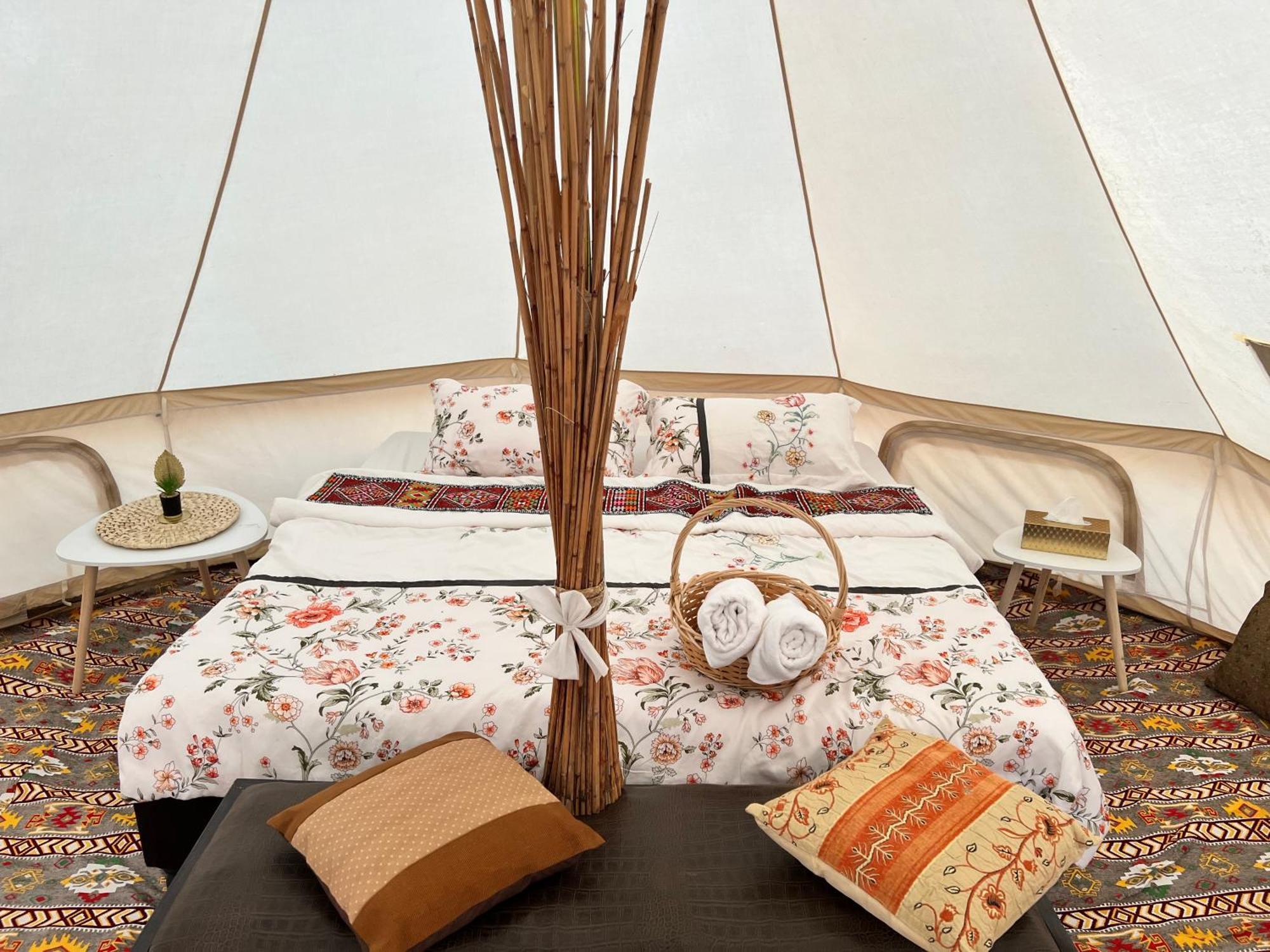 Thousand Stars Desert Camp 5*