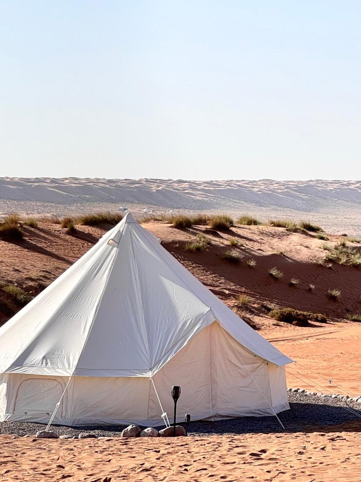 Luxe tent Thousand Stars Desert Camp
